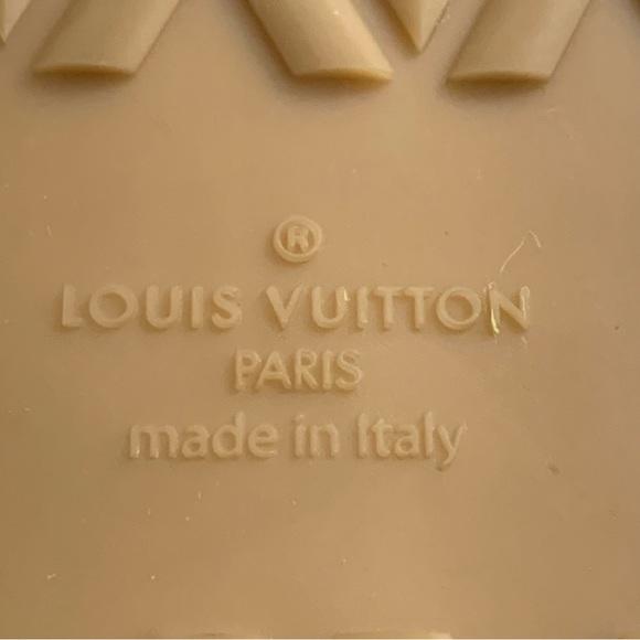 Louis Vuitton Trocadera Slip one - Picture 10 of 12